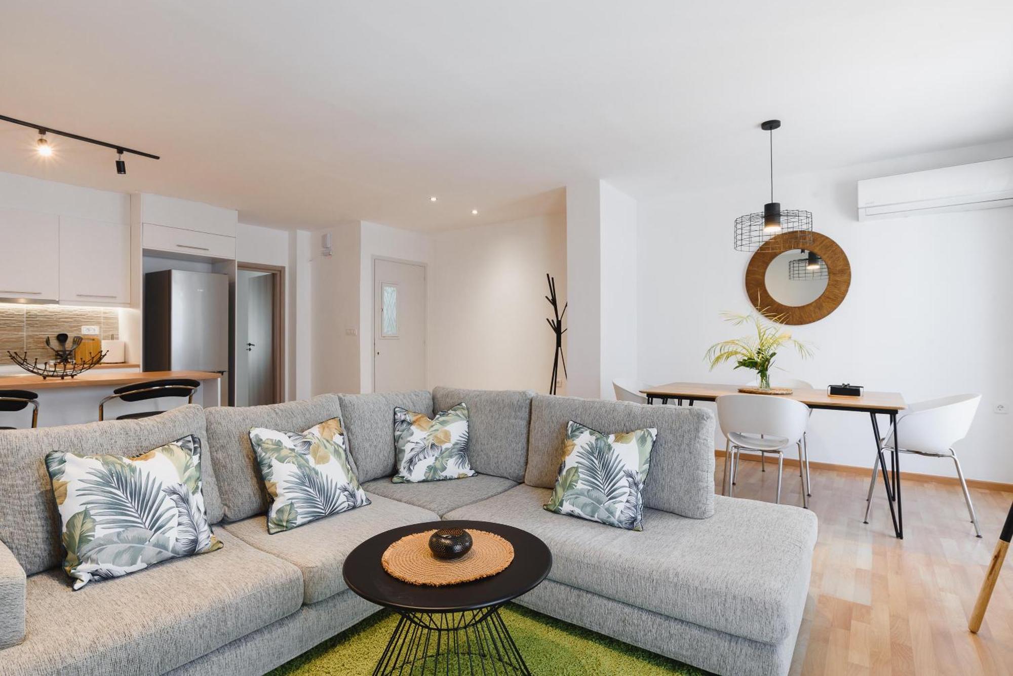 Mandraki City Center Apartments Rhodes City Extérieur photo